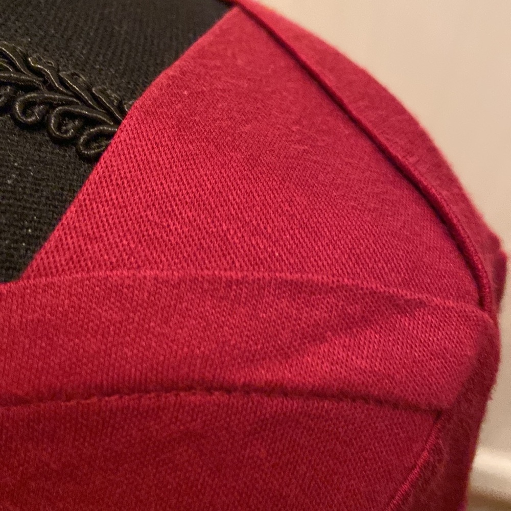 Talbots 3/4-sleeve burgundy jersey to, size large. - Picture 2 of 3